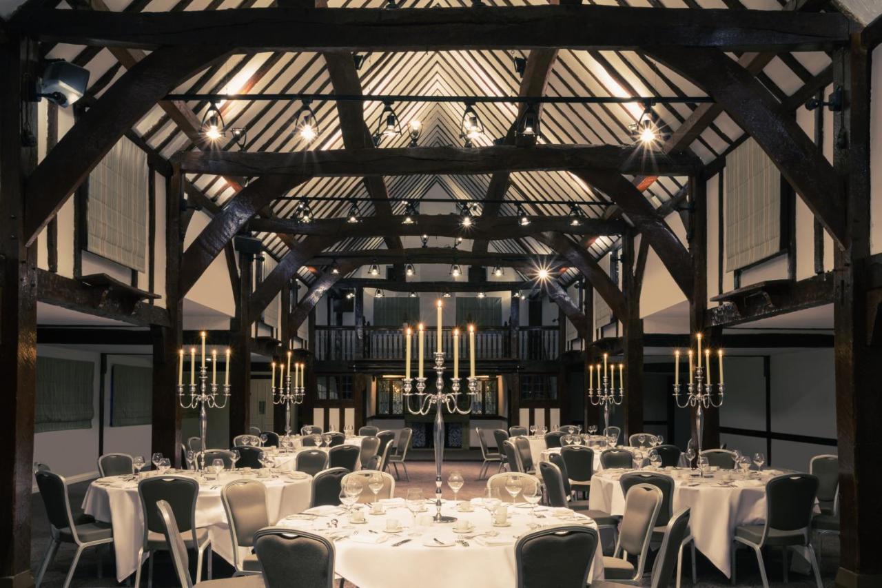 Sunday Box Hill Burford Bridge Hotel دوركينغ المظهر الخارجي الصورة